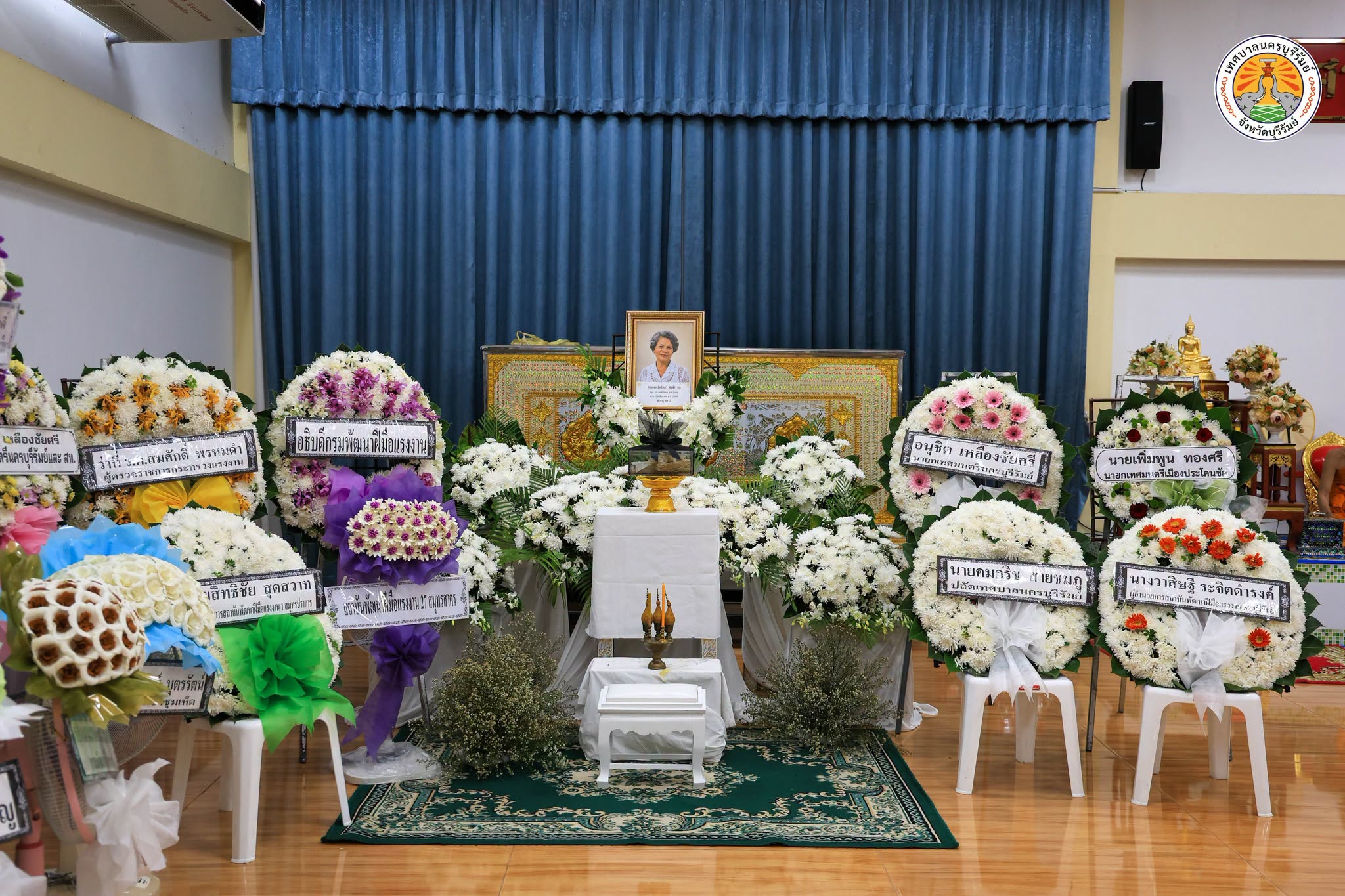 ร่วมเป็นเจ้าภาพสวดอภิธรรม คุณแม่แจ้งจันทร์ สุขสำราญ ณ วัดกลางพระอารามหลวง อ.เมืองบุรีรัมย์ จ.บุรีรัมย์
