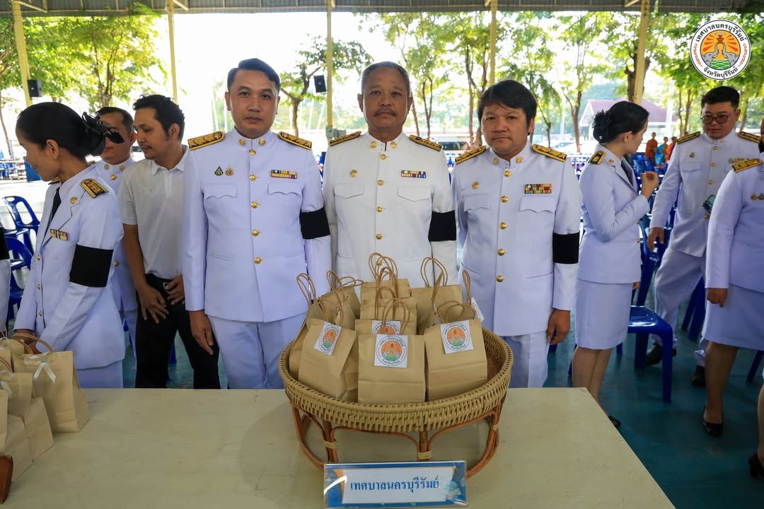 เทศบาลนครบุรีรัมย์ร่วมรัฐพิธีวันคล้ายวันสวรรคต พระบาทสมเด็จพระจอมเกล้าเจ้าอยู่หัว ภาพที่ 15