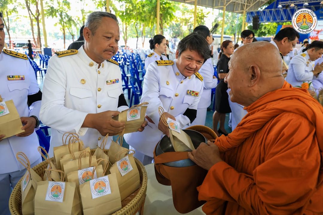 เทศบาลนครบุรีรัมย์ร่วมรัฐพิธีวันคล้ายวันสวรรคต พระบาทสมเด็จพระจอมเกล้าเจ้าอยู่หัว ภาพที่ 17