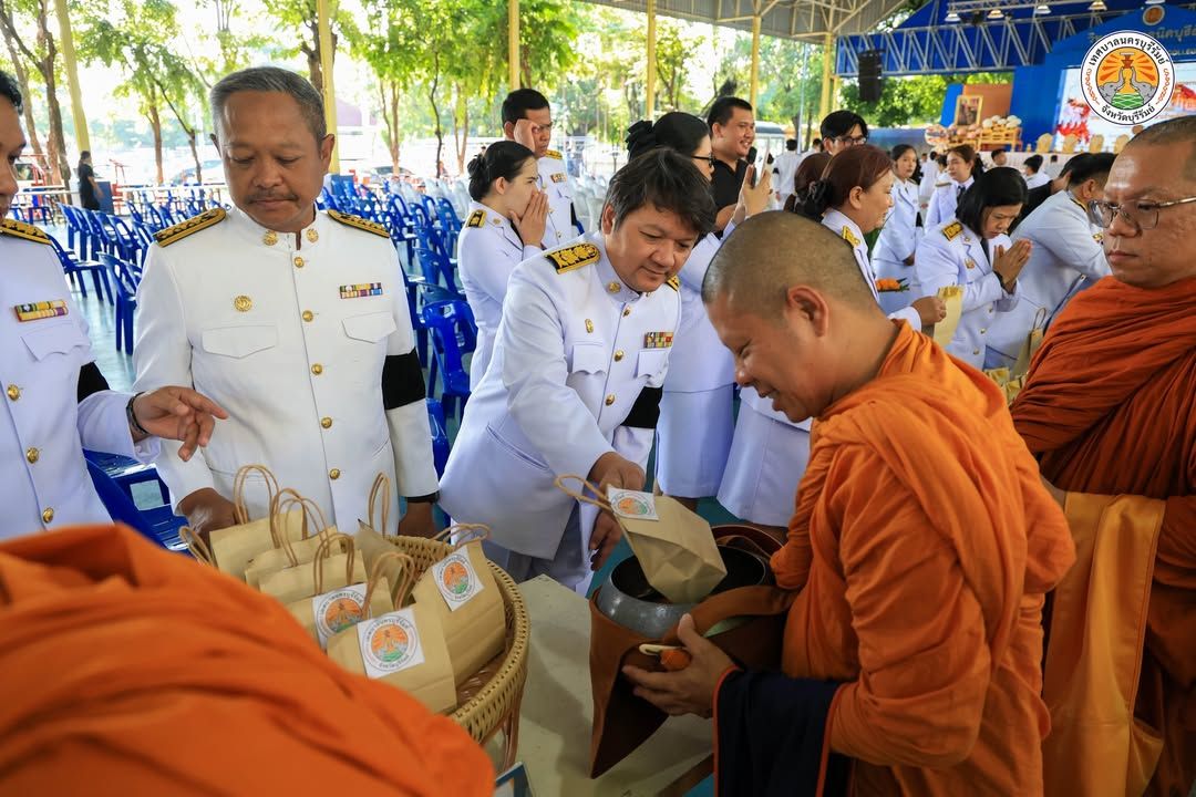 เทศบาลนครบุรีรัมย์ร่วมรัฐพิธีวันคล้ายวันสวรรคต พระบาทสมเด็จพระจอมเกล้าเจ้าอยู่หัว ภาพที่ 20