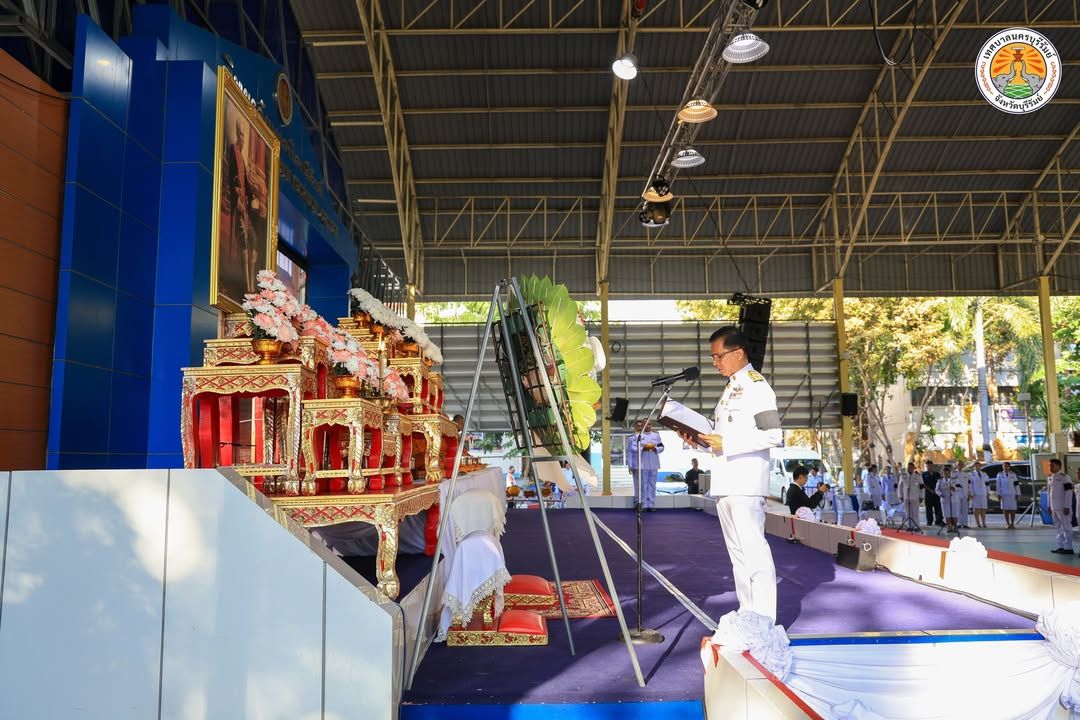 เทศบาลนครบุรีรัมย์ร่วมรัฐพิธีวันคล้ายวันสวรรคต พระบาทสมเด็จพระจอมเกล้าเจ้าอยู่หัว ภาพที่ 3