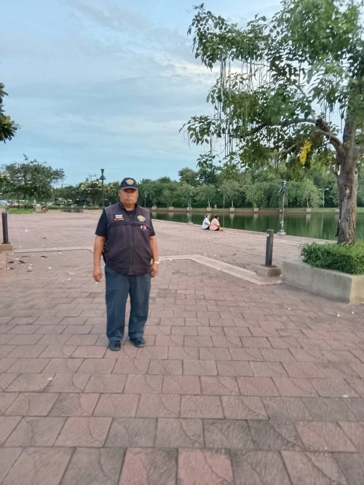 นายกเทศมนตรีนครบุรีรัมย์ มอบงานเทศกิจลงพื้นที่ตรวจความเรียบร้อยรอบคลองละลม เพื่อความปลอดภัยของประชาชน ภาพที่ 7