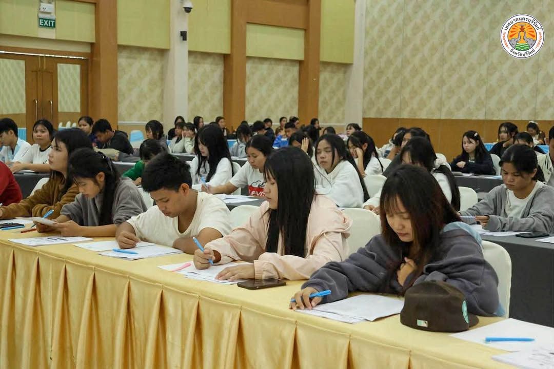 รองปลัดเทศบาลนครบุรีรัมย์ เยี่ยมและให้กำลังใจคณะครู ผู้บริหารสถานศึกษา และนักเรียน โครงการค่ายบูรณาการวิชาการ STEM Educa ภาพที่ 16