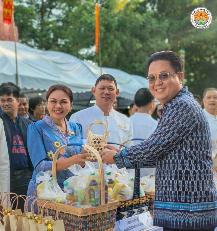 จังหวัดบุรีรัมย์และเทศบาลนครบุรีรัมย์จัดงานประเพณีกวนข้าวทิพย์-ตักบาตรเทโวโรหณะ เนื่องในวันออกพรรษา ประจำปี 2569 ณ เขตห้ ภาพที่ 12