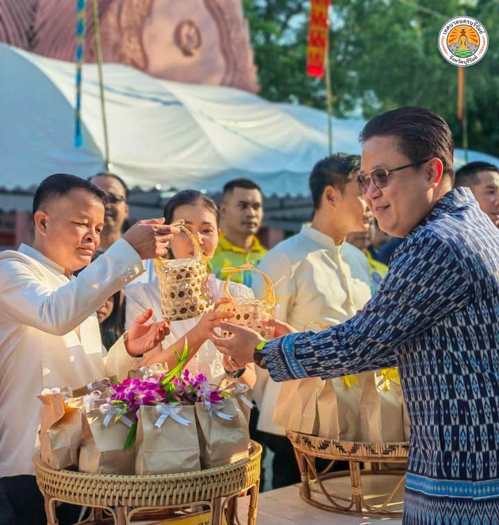 จังหวัดบุรีรัมย์และเทศบาลนครบุรีรัมย์จัดงานประเพณีกวนข้าวทิพย์-ตักบาตรเทโวโรหณะ เนื่องในวันออกพรรษา ประจำปี 2569 ณ เขตห้ ภาพที่ 18