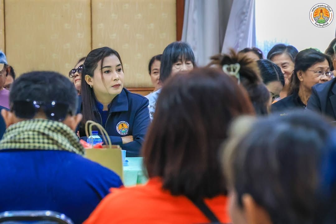 เทศบาลนครบุรีรัมย์ให้การต้อนรับคณะศึกษาดูงานจากเทศบาลตำบลกบินทร์ แลกเปลี่ยนเรียนรู้งาน อสม. กับการสร้างคุณภาพชีวิตแบบมีส ภาพที่ 17