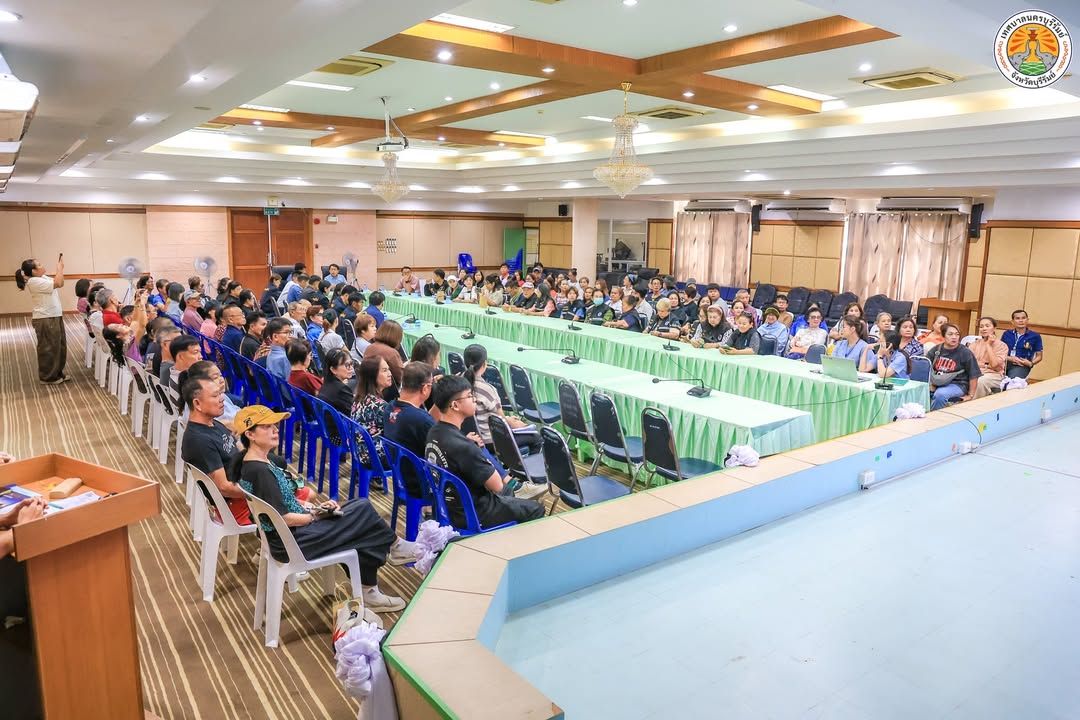 เทศบาลนครบุรีรัมย์ให้การต้อนรับคณะศึกษาดูงานจากเทศบาลตำบลกบินทร์ แลกเปลี่ยนเรียนรู้งาน อสม. กับการสร้างคุณภาพชีวิตแบบมีส ภาพที่ 5