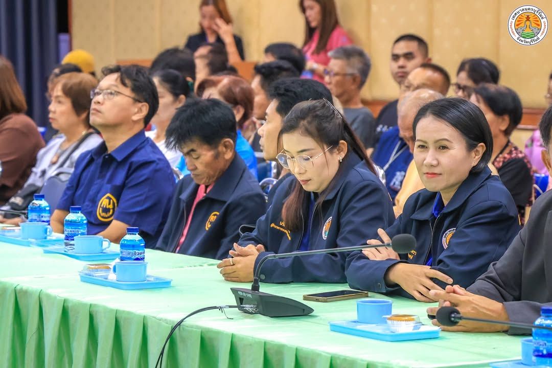เทศบาลนครบุรีรัมย์ให้การต้อนรับคณะศึกษาดูงานจากเทศบาลตำบลกบินทร์ แลกเปลี่ยนเรียนรู้งาน อสม. กับการสร้างคุณภาพชีวิตแบบมีส ภาพที่ 9
